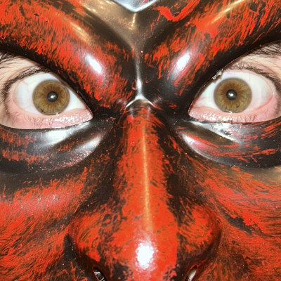 Ton p'tit démon qui colle